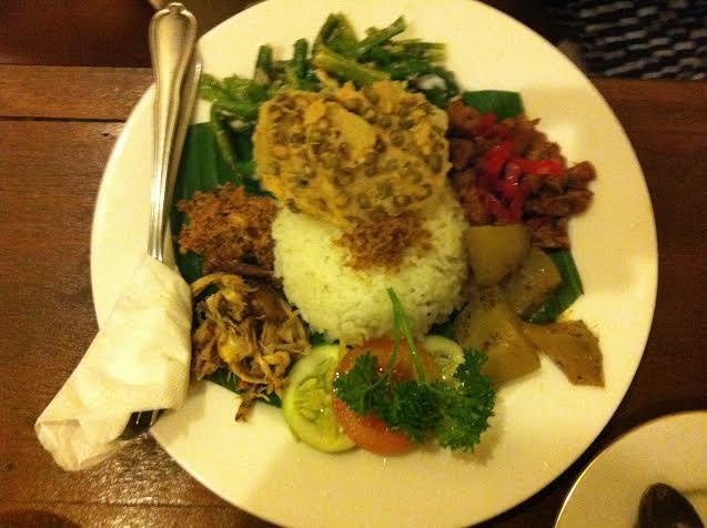 Corner Wisma tamu *